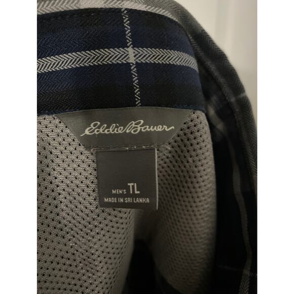 Mens Eddie Bauer button up size tall/large - Picture 4 of 5